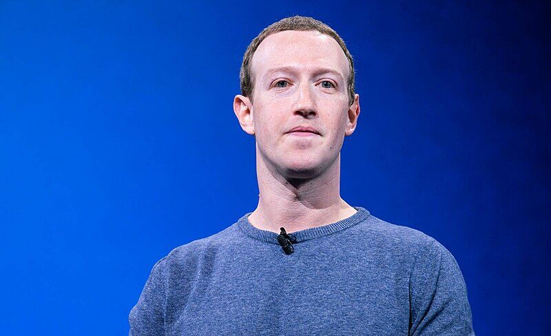 Dick Durbin, senator USA, wysłał formalne zapytanie do Marka Zuckerberga odnośnie stron z nagimi zdjęciami na platformach Mety