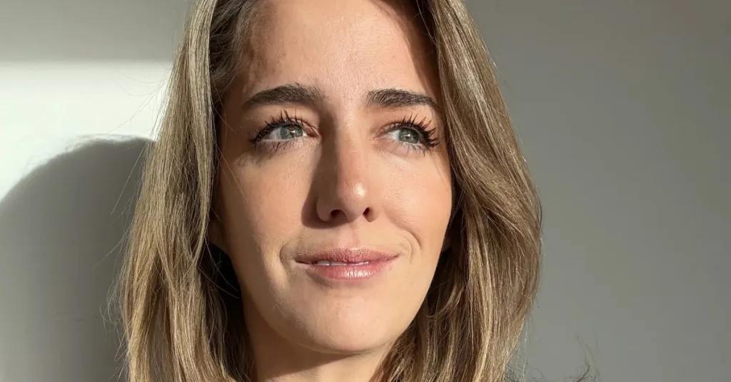 Kelly Stonelake pozywa Facebooka za „molestowanie seksualne i dyskryminację płciową”